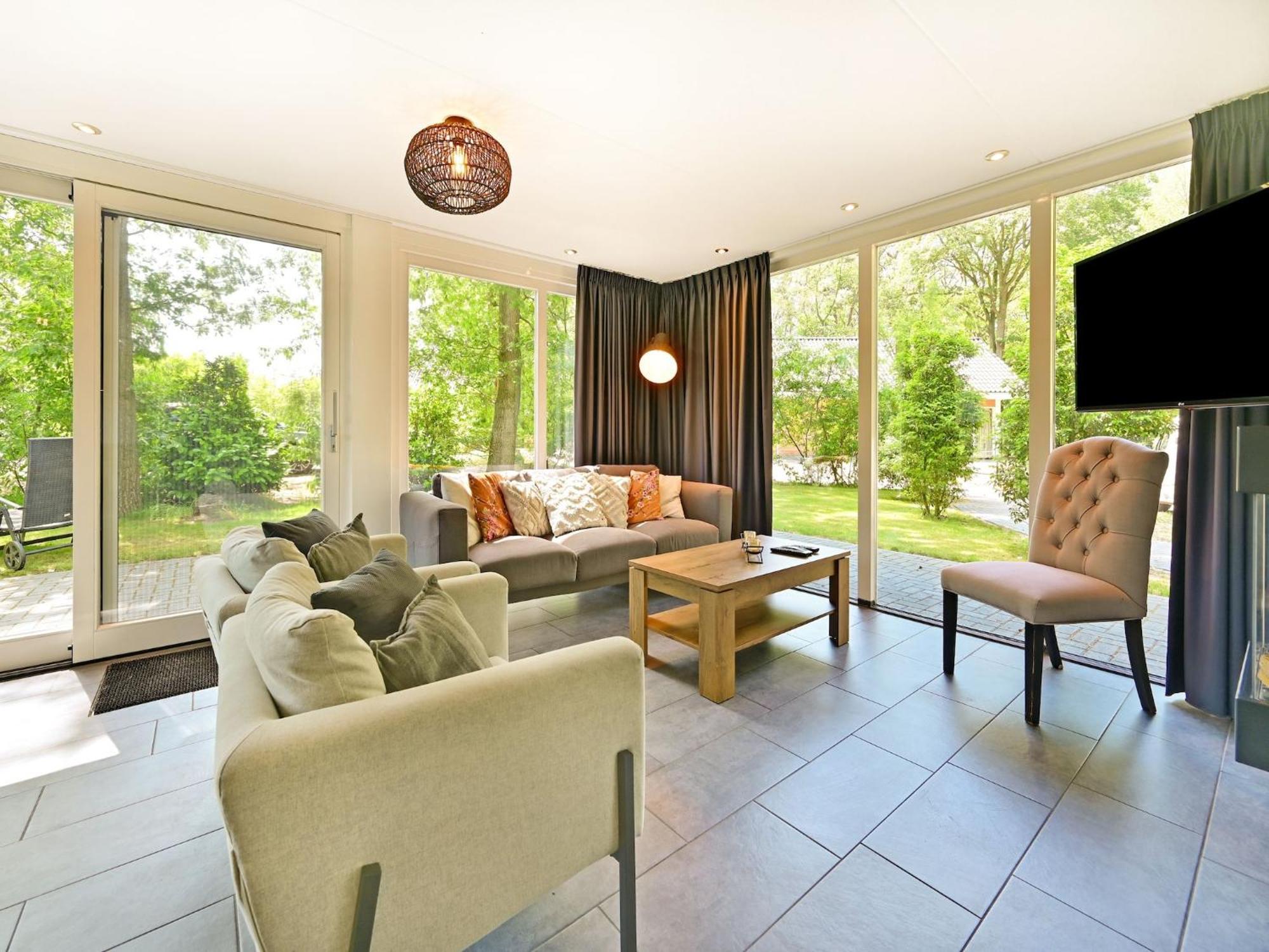 Chalet With Gorgeous View Of The Natural Surroundings Weerselo Exterior foto